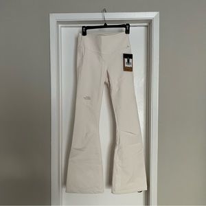 North Face Women’s Snoga Pants - size 2 regular